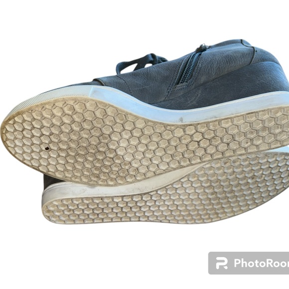 Caslon Axel Wedge Sneaker Size 7.5 Nordstrom - Picture 3 of 4